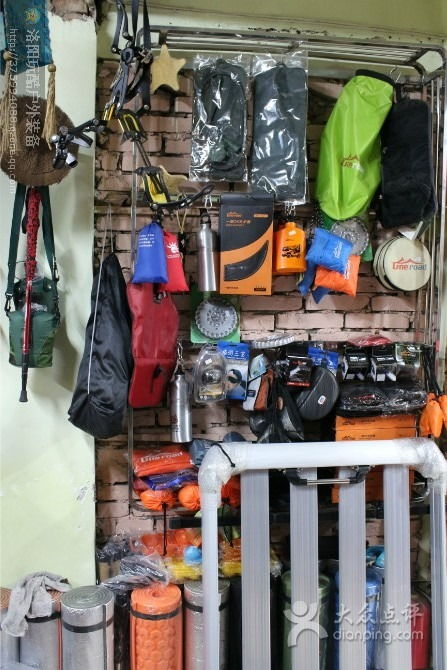 玩酷戶外用品 洛陽購物新體驗(yàn)，服裝服飾精選推薦